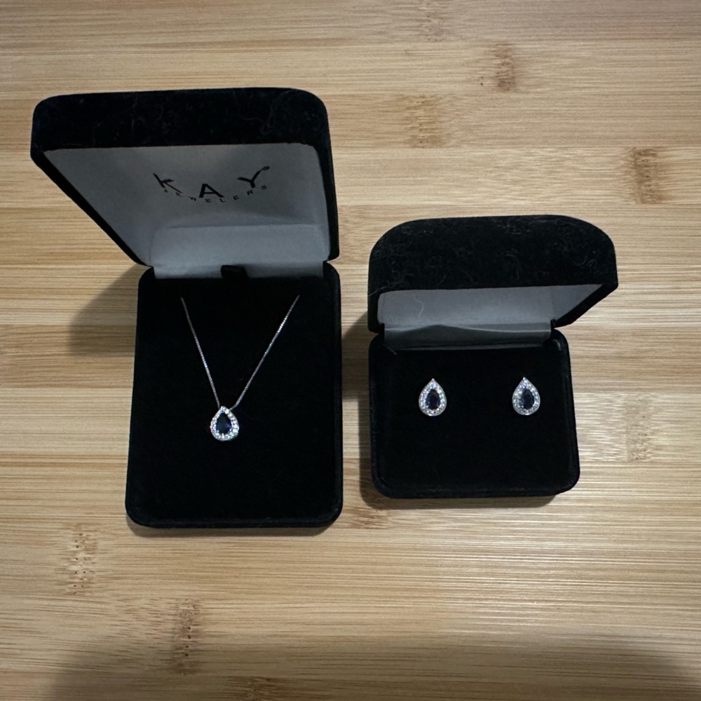 Kay Jewelers Necklace & Earrings Sapphire Sterling Silver
